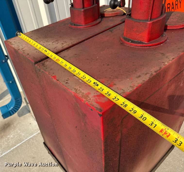 image for item EM8084 (2) oil tanks