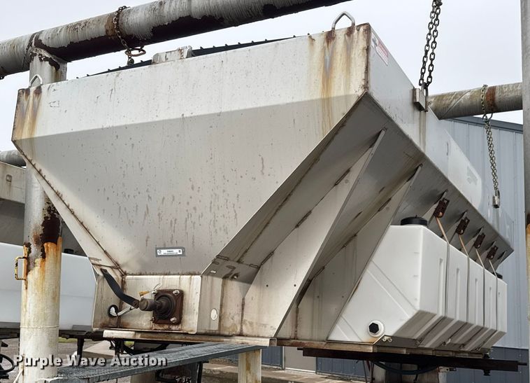 image for item EM8085 Swenson spreader