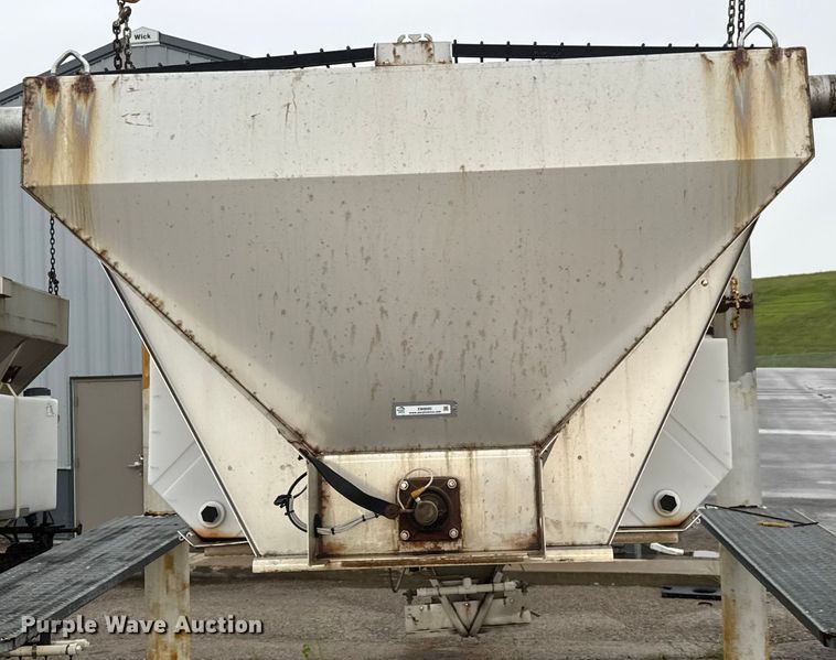 image for item EM8085 Swenson spreader