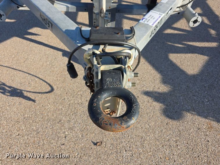 image for item FI0509 2014 Vorteq  VTQTL3  crash attenuator trailer