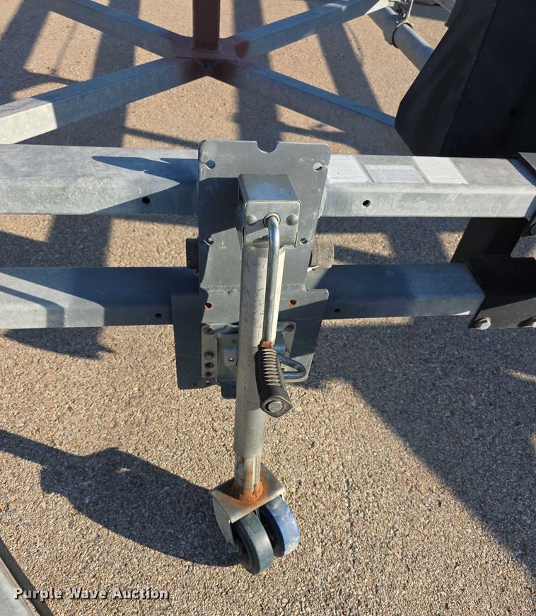 image for item FI0509 2014 Vorteq  VTQTL3  crash attenuator trailer