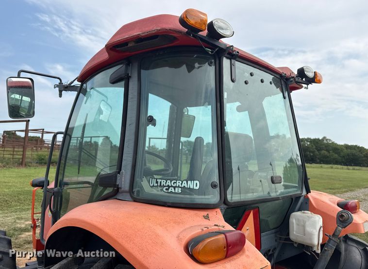 image for item DJ7790 2010 Kubota M9540 MFWD tractor
