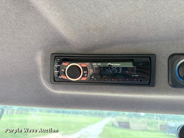 image for item DJ7790 2010 Kubota M9540 MFWD tractor