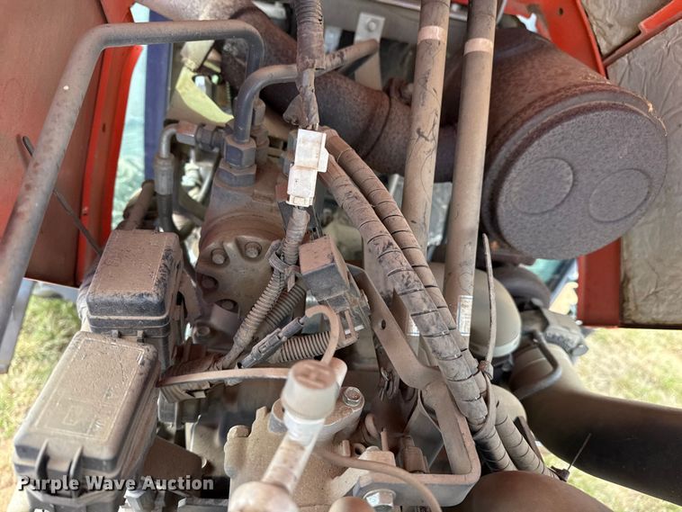 image for item DJ7790 2010 Kubota M9540 MFWD tractor