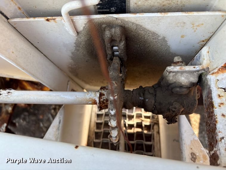 image for item DM5471 Willmar Super 600 spreader