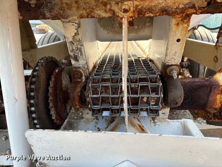 image for item DM5471 Willmar Super 600 spreader