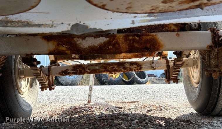 image for item DM5471 Willmar Super 600 spreader