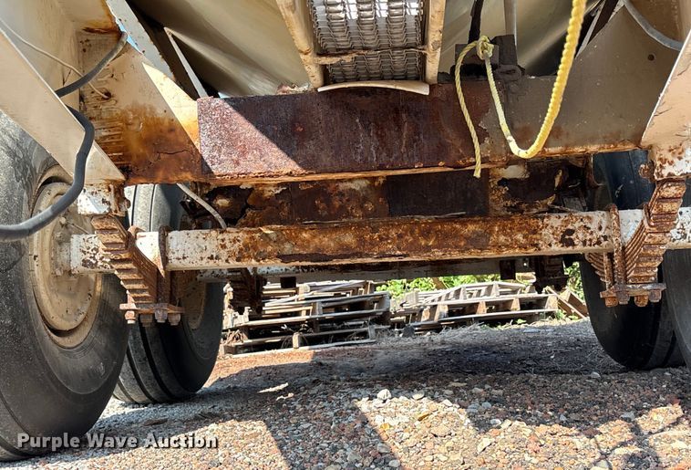 image for item DM5471 Willmar Super 600 spreader