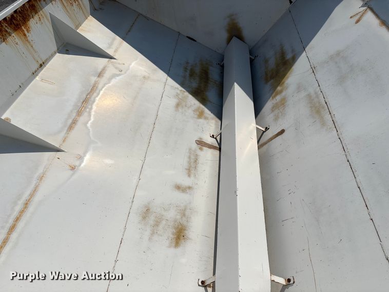 image for item DM5471 Willmar Super 600 spreader