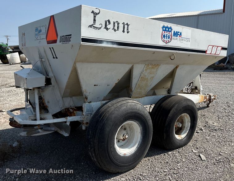 image for item DM5472 Willmar spreader