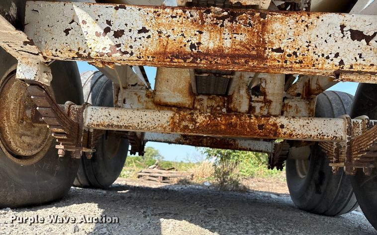 image for item DM5472 Willmar spreader