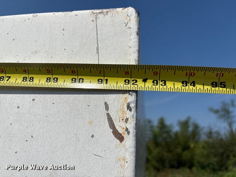 image for item DM5472 Willmar spreader