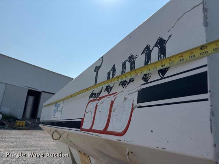 image for item DM5472 Willmar spreader