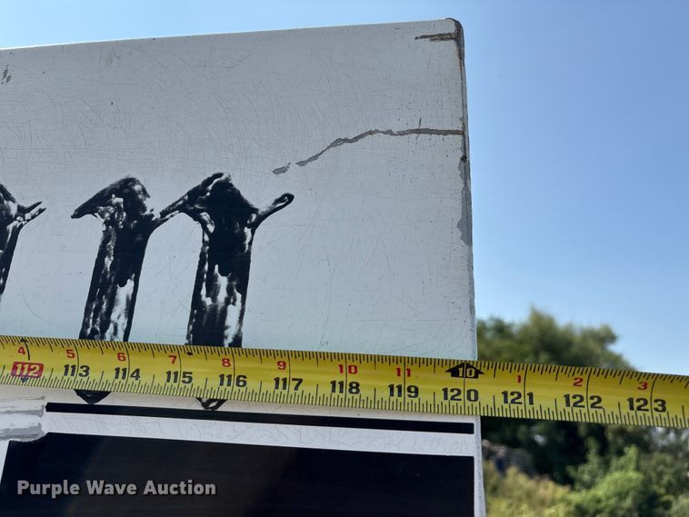 image for item DM5472 Willmar spreader