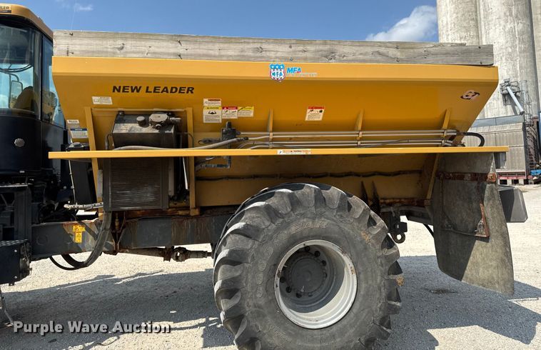 image for item DM5474 2012 Terra Gator 7300B spreader