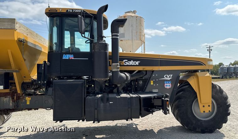 image for item DM5474 2012 Terra Gator 7300B spreader