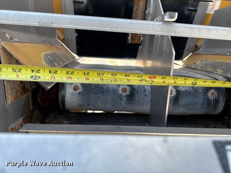 image for item DM5474 2012 Terra Gator 7300B spreader