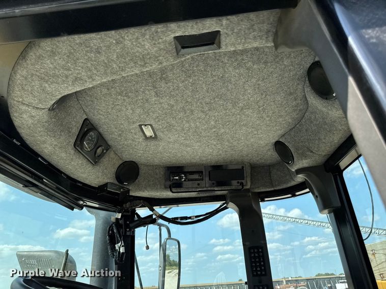 image for item DM5474 2012 Terra Gator 7300B spreader