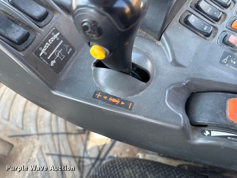 image for item DM5474 2012 Terra Gator 7300B spreader