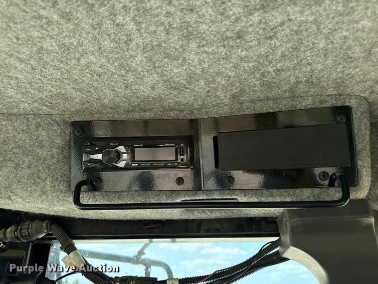 image for item DM5474 2012 Terra Gator 7300B spreader