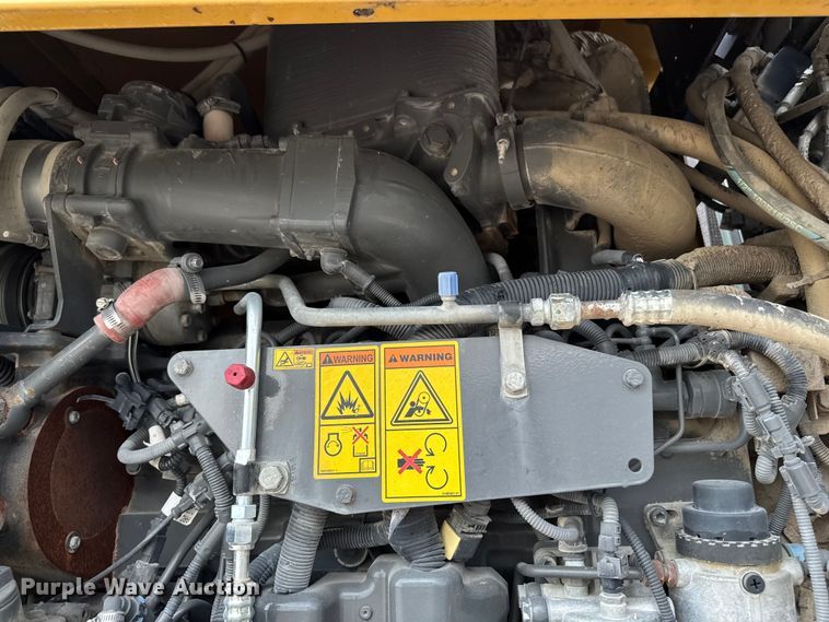 image for item DM5474 2012 Terra Gator 7300B spreader