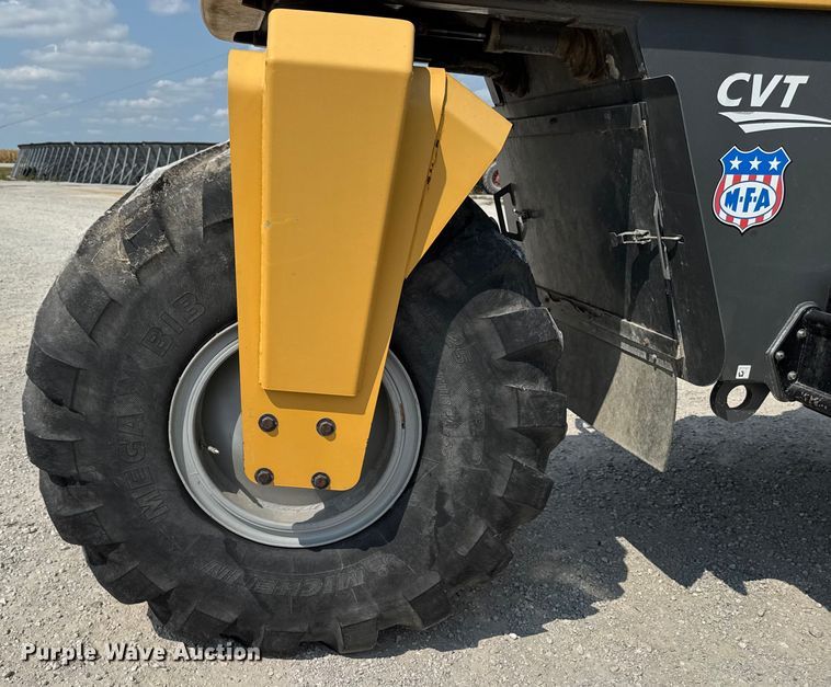 image for item DM5474 2012 Terra Gator 7300B spreader