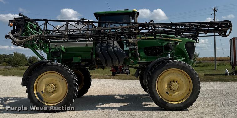 image for item DM5475 2011 John Deere 4730 sprayer