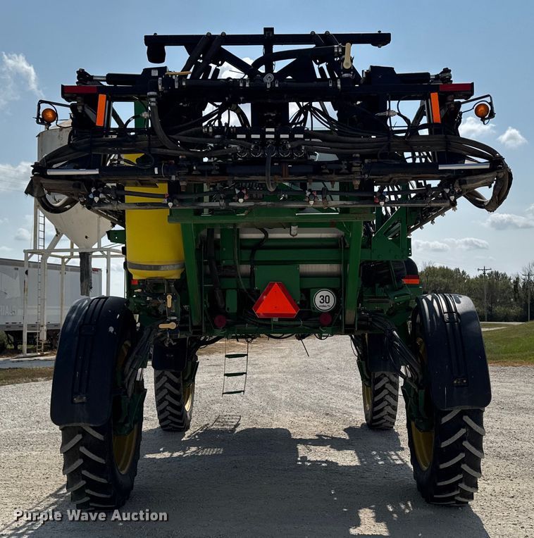 image for item DM5475 2011 John Deere 4730 sprayer