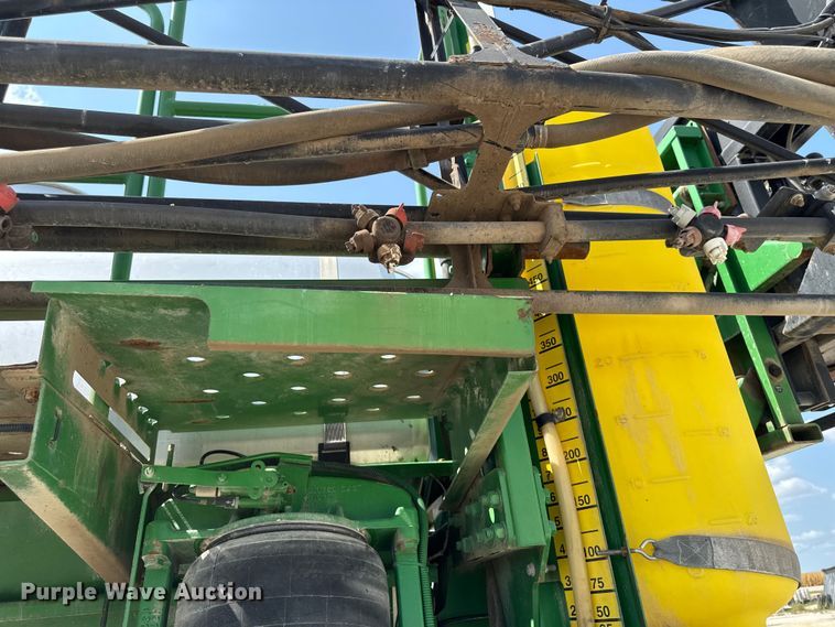 image for item DM5475 2011 John Deere 4730 sprayer
