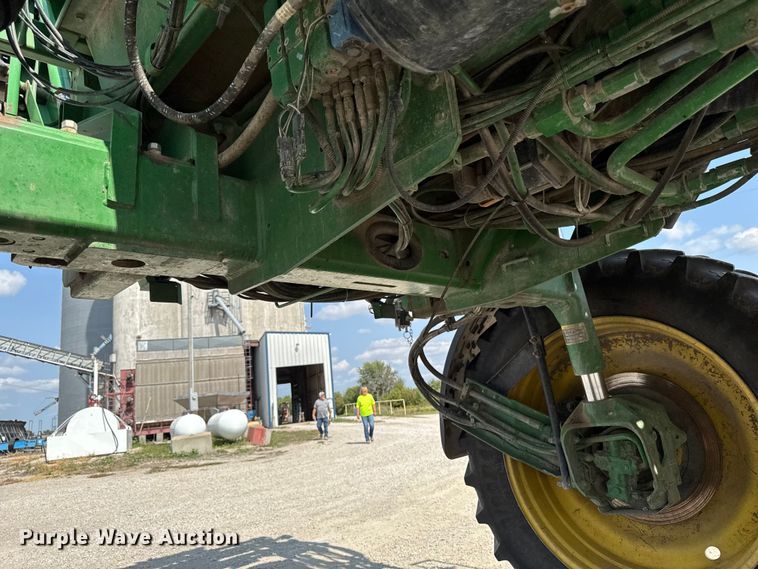image for item DM5475 2011 John Deere 4730 sprayer
