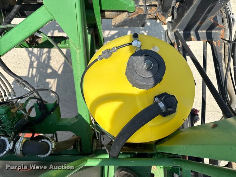 image for item DM5475 2011 John Deere 4730 sprayer