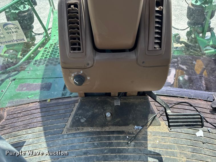 image for item DM5475 2011 John Deere 4730 sprayer