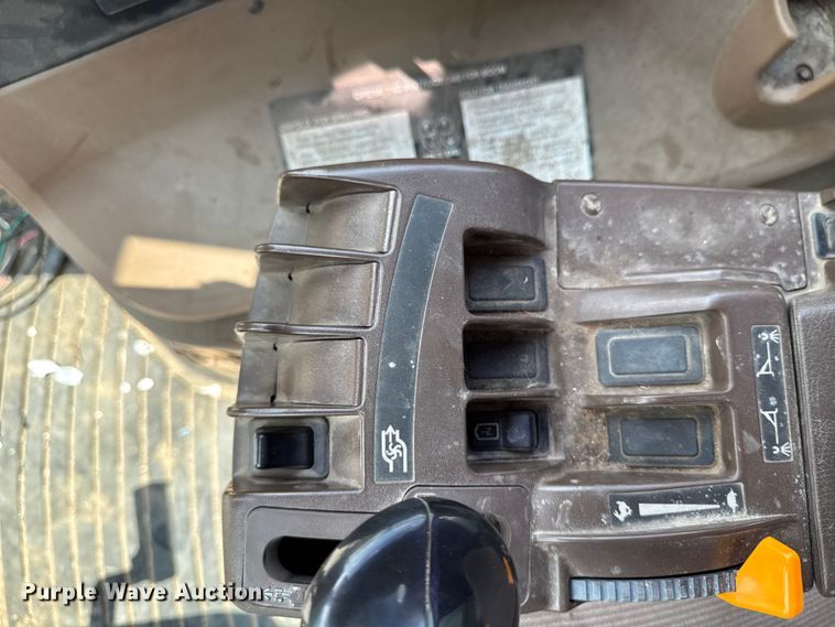 image for item DM5475 2011 John Deere 4730 sprayer