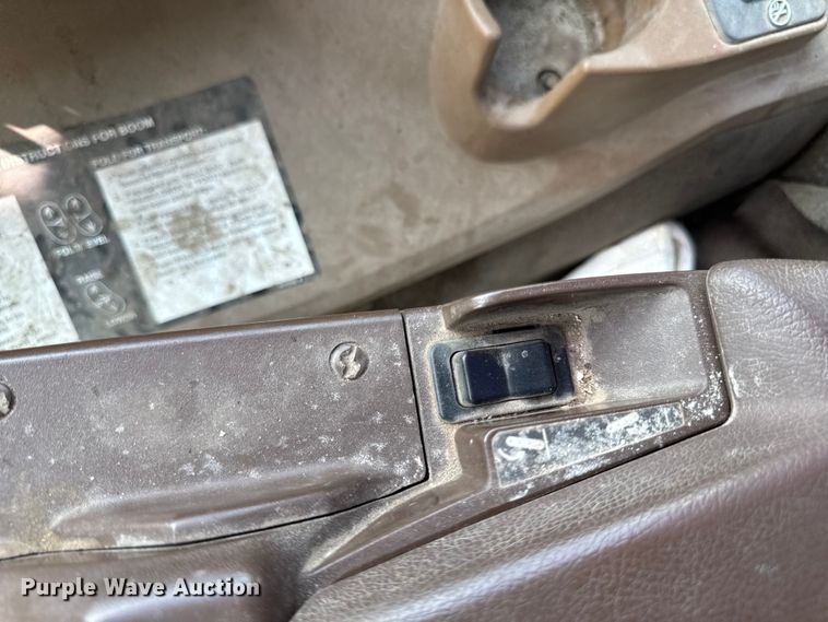 image for item DM5475 2011 John Deere 4730 sprayer