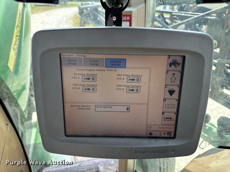 image for item DM5475 2011 John Deere 4730 sprayer