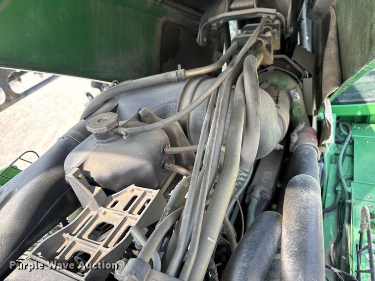 image for item DM5475 2011 John Deere 4730 sprayer