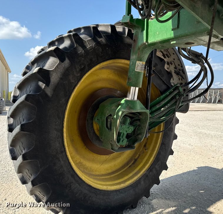 image for item DM5475 2011 John Deere 4730 sprayer