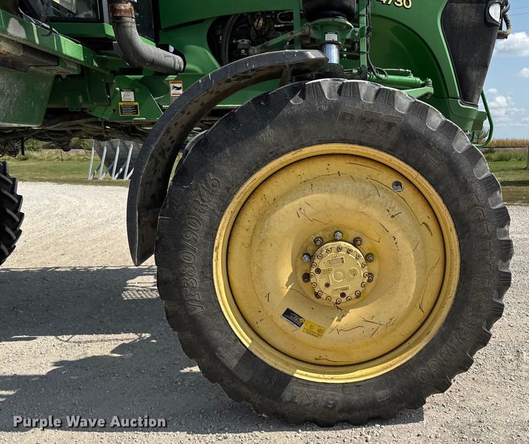 image for item DM5475 2011 John Deere 4730 sprayer