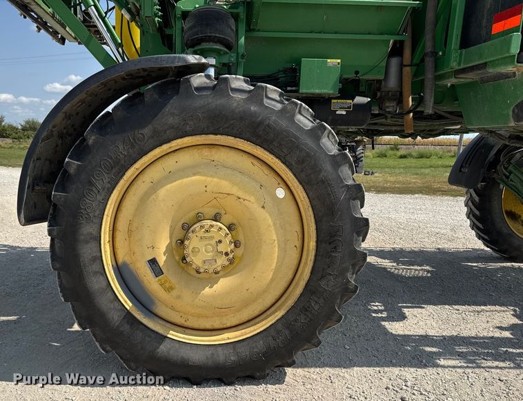 image for item DM5475 2011 John Deere 4730 sprayer