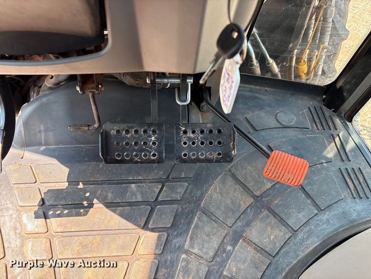 image for item DO1176 Case IH Farmall 55A MFWD tractor