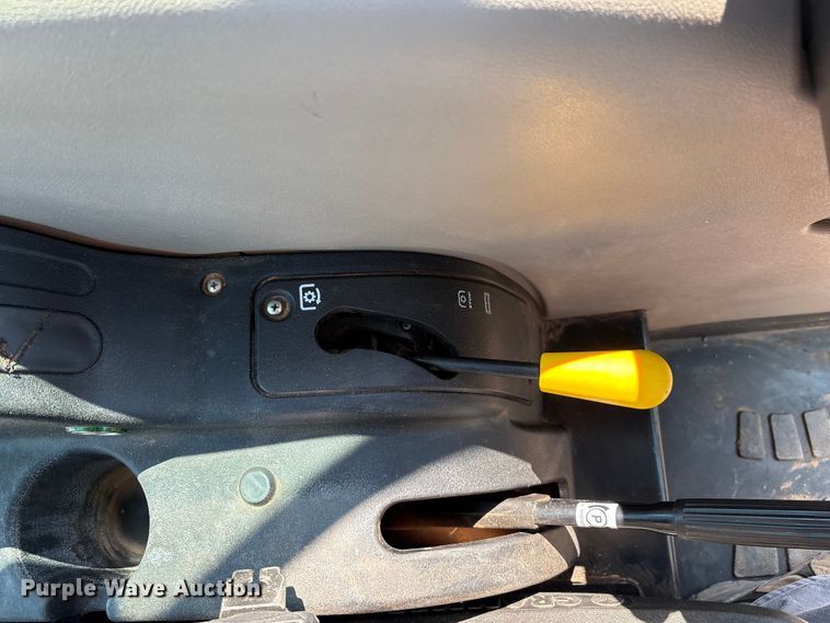 image for item DO1176 Case IH Farmall 55A MFWD tractor