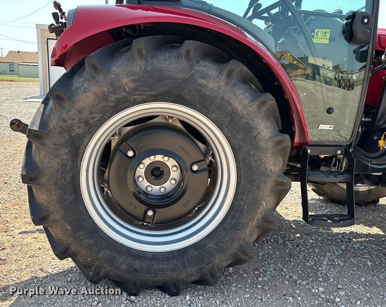 image for item DO1176 Case IH Farmall 55A MFWD tractor