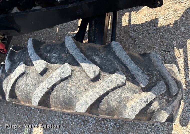 image for item DO1176 Case IH Farmall 55A MFWD tractor