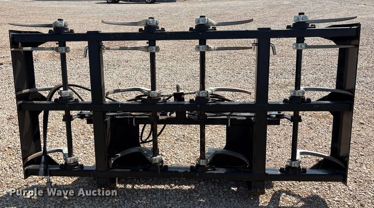 image for item DO1182 2021 Marcrest BG42 bale accumulator grapple