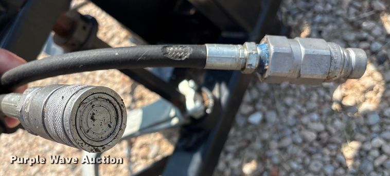 image for item DO1182 2021 Marcrest BG42 bale accumulator grapple