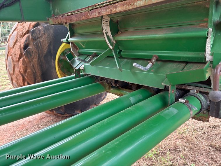 image for item DO1186 2001 John Deere 1860 air seeder