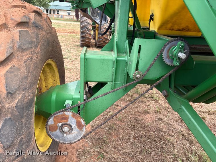 image for item DO1186 2001 John Deere 1860 air seeder