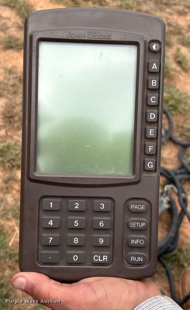 image for item DO1186 2001 John Deere 1860 air seeder