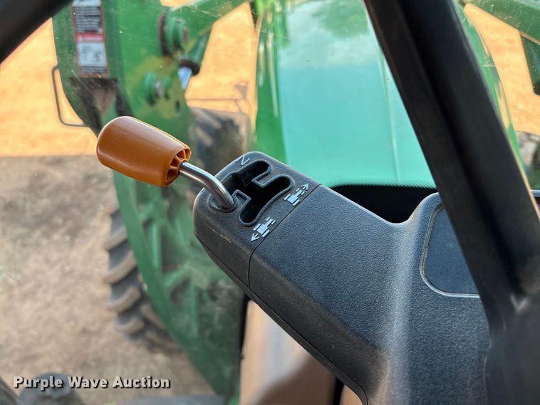image for item DO1187 2010 John Deere 7930 MFWD tractor