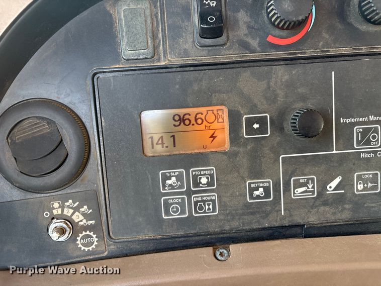 image for item DO1187 2010 John Deere 7930 MFWD tractor